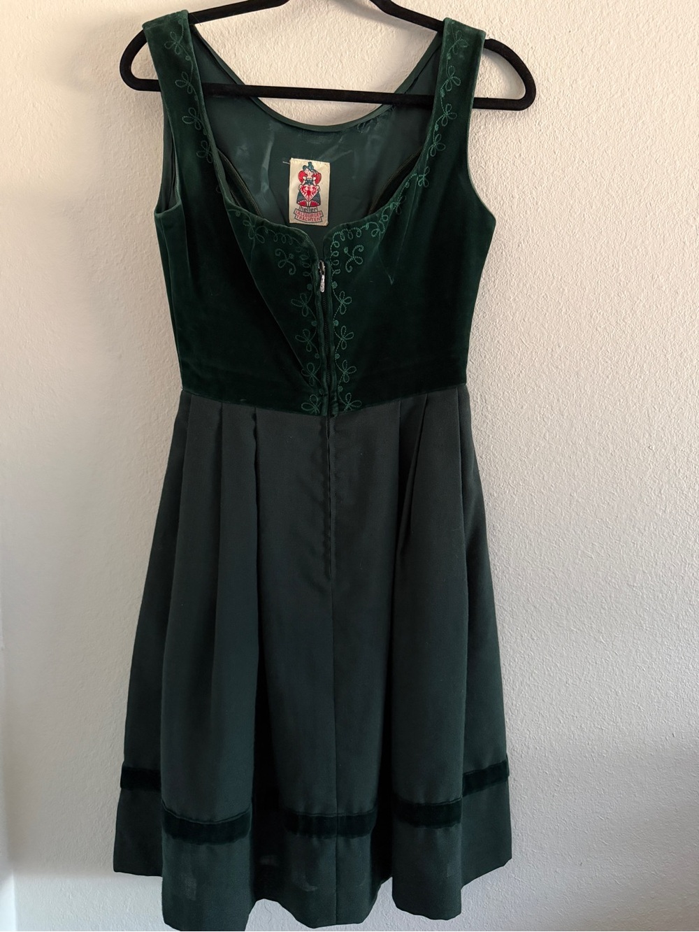 Vintage Heller Salzburger Trachten Irish Green Velvet Corset Dress Octoberfest